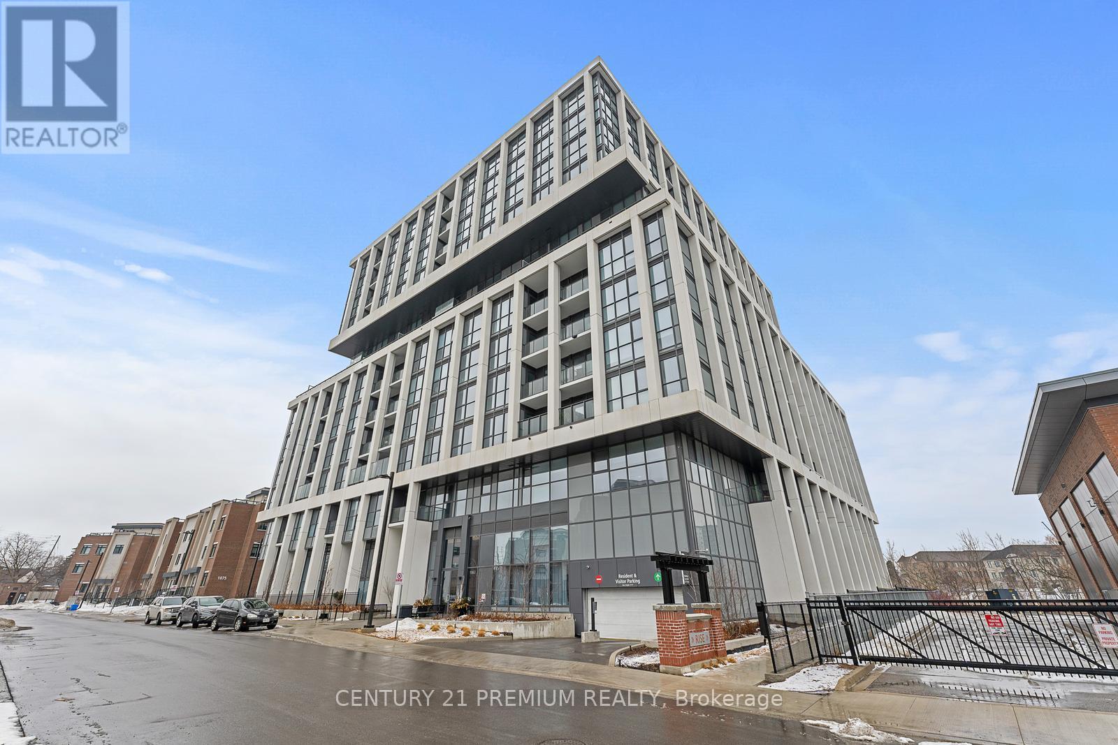 1204 - 1063 Douglas Mccurdy Comm Circle, Mississauga, Ontario  L5G 0C5 - Photo 1 - W12213382