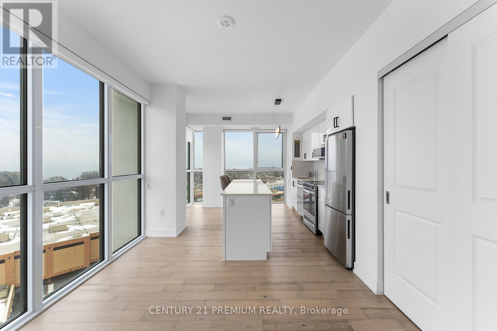 1204 - 1063 Douglas Mccurdy Comm Circle, Mississauga, Ontario  L5G 0C5 - Photo 12 - W12213382