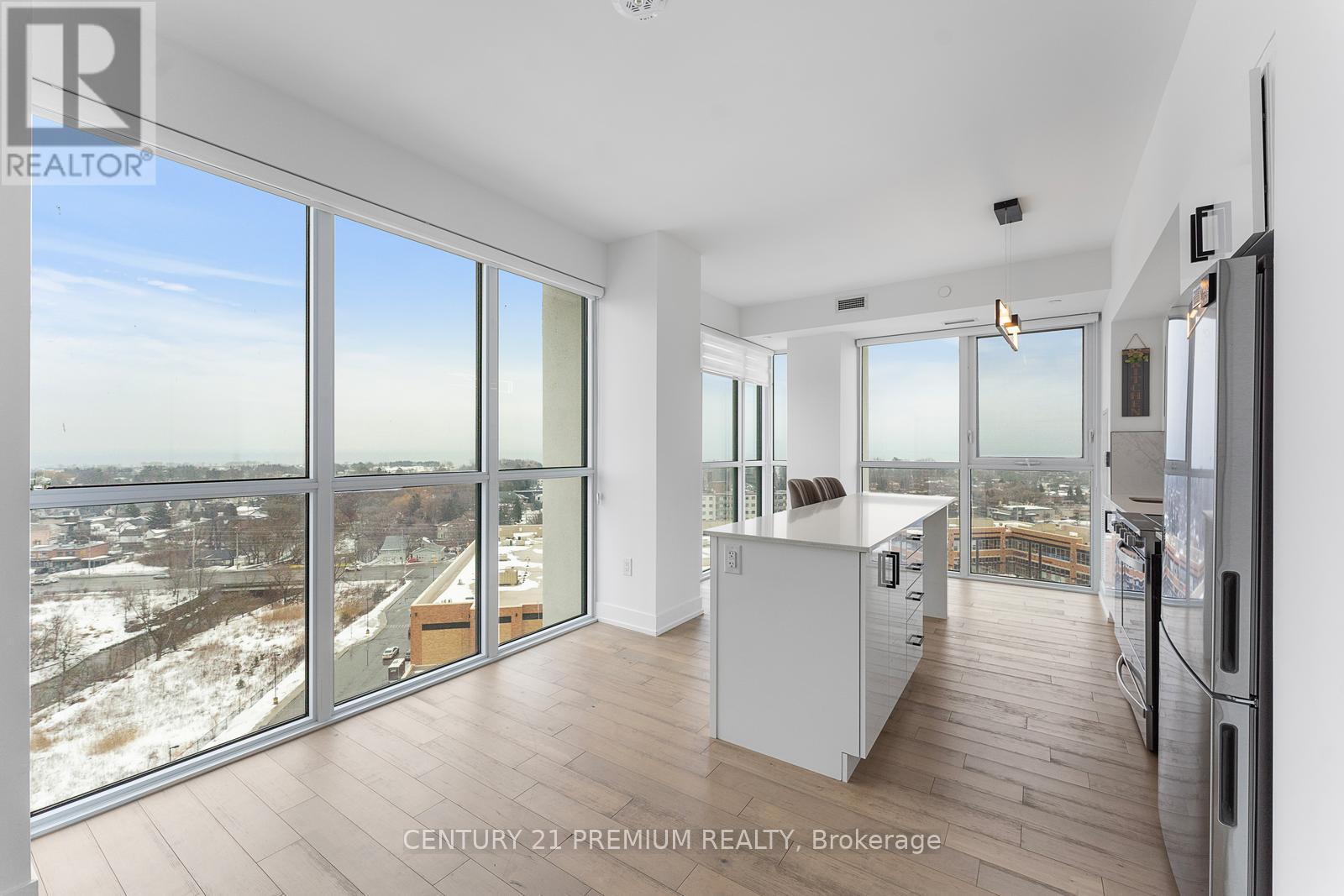 1204 - 1063 Douglas Mccurdy Comm Circle, Mississauga, Ontario  L5G 0C5 - Photo 13 - W12213382