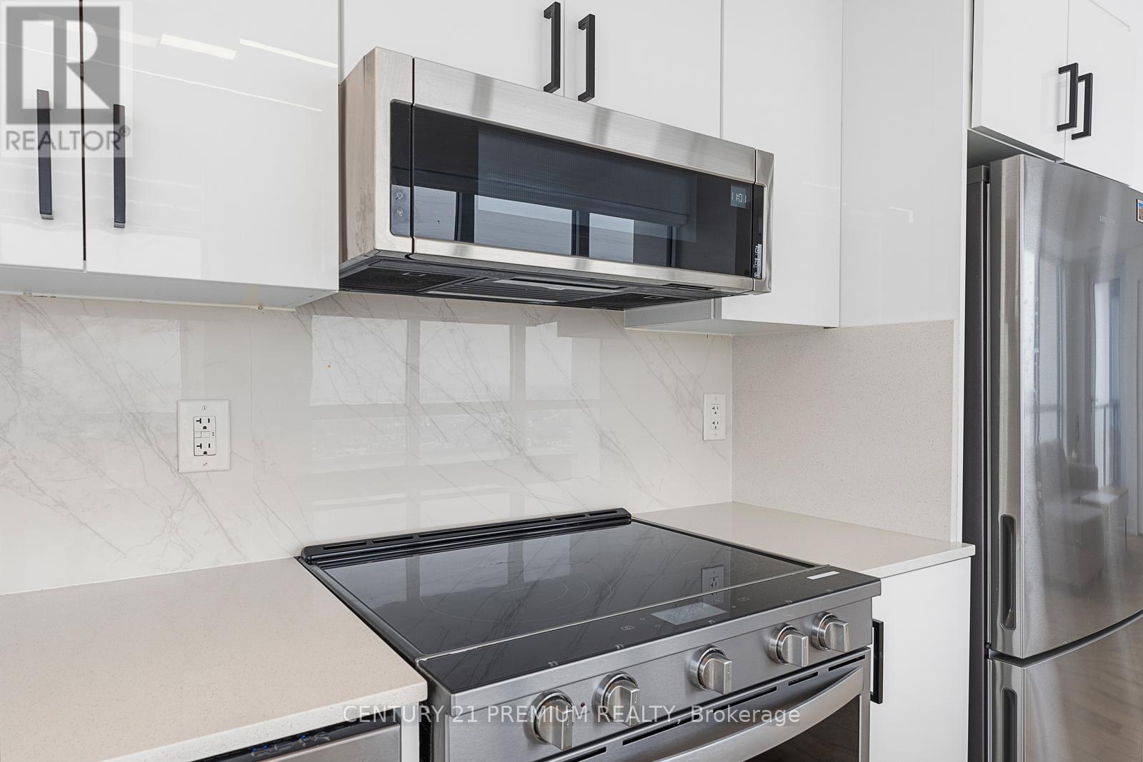 1204 - 1063 Douglas Mccurdy Comm Circle, Mississauga, Ontario  L5G 0C5 - Photo 18 - W12213382