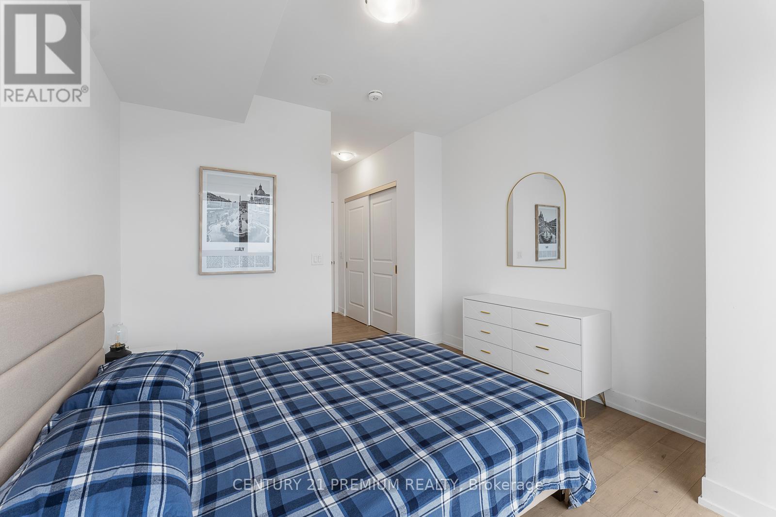 1204 - 1063 Douglas Mccurdy Comm Circle, Mississauga, Ontario  L5G 0C5 - Photo 22 - W12213382