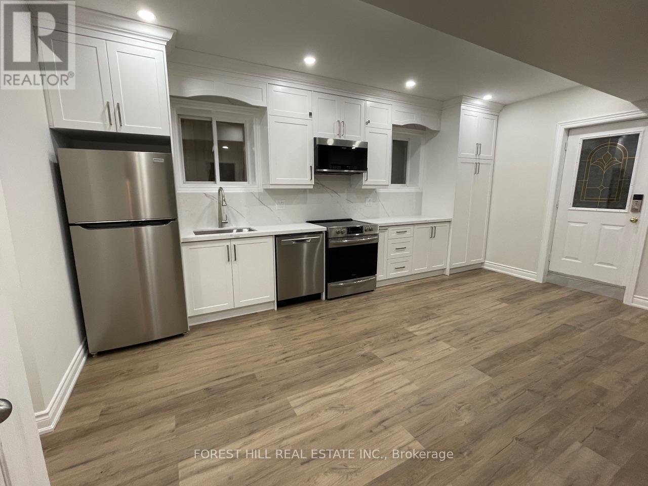 #LOWER - 263 GLEN PARK AVENUE, toronto (yorkdale-glen park), Ontario