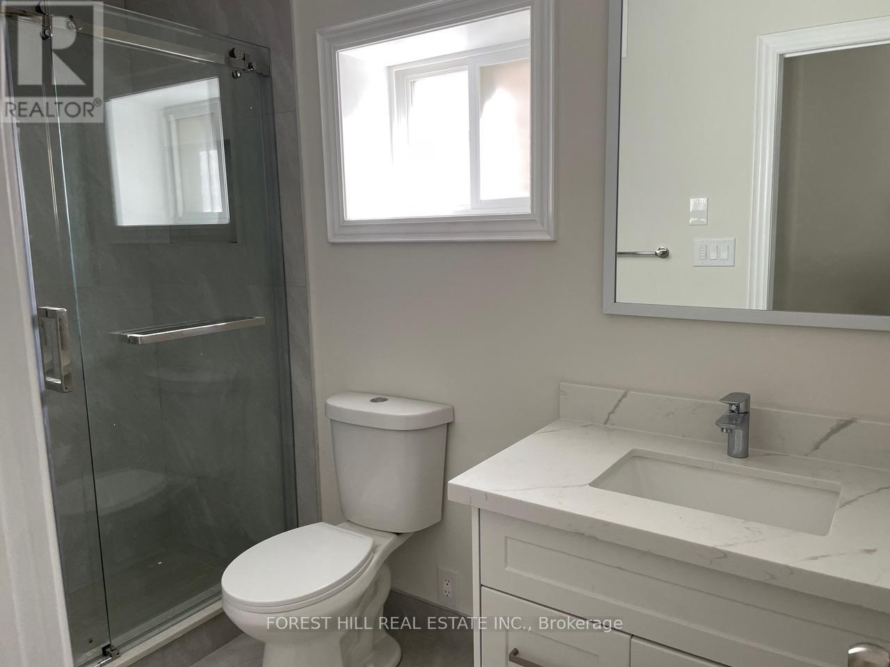 #lower - 263 Glen Park Avenue, Toronto (Yorkdale-Glen Park), Ontario  M6B 2E2 - Photo 6 - W12213413