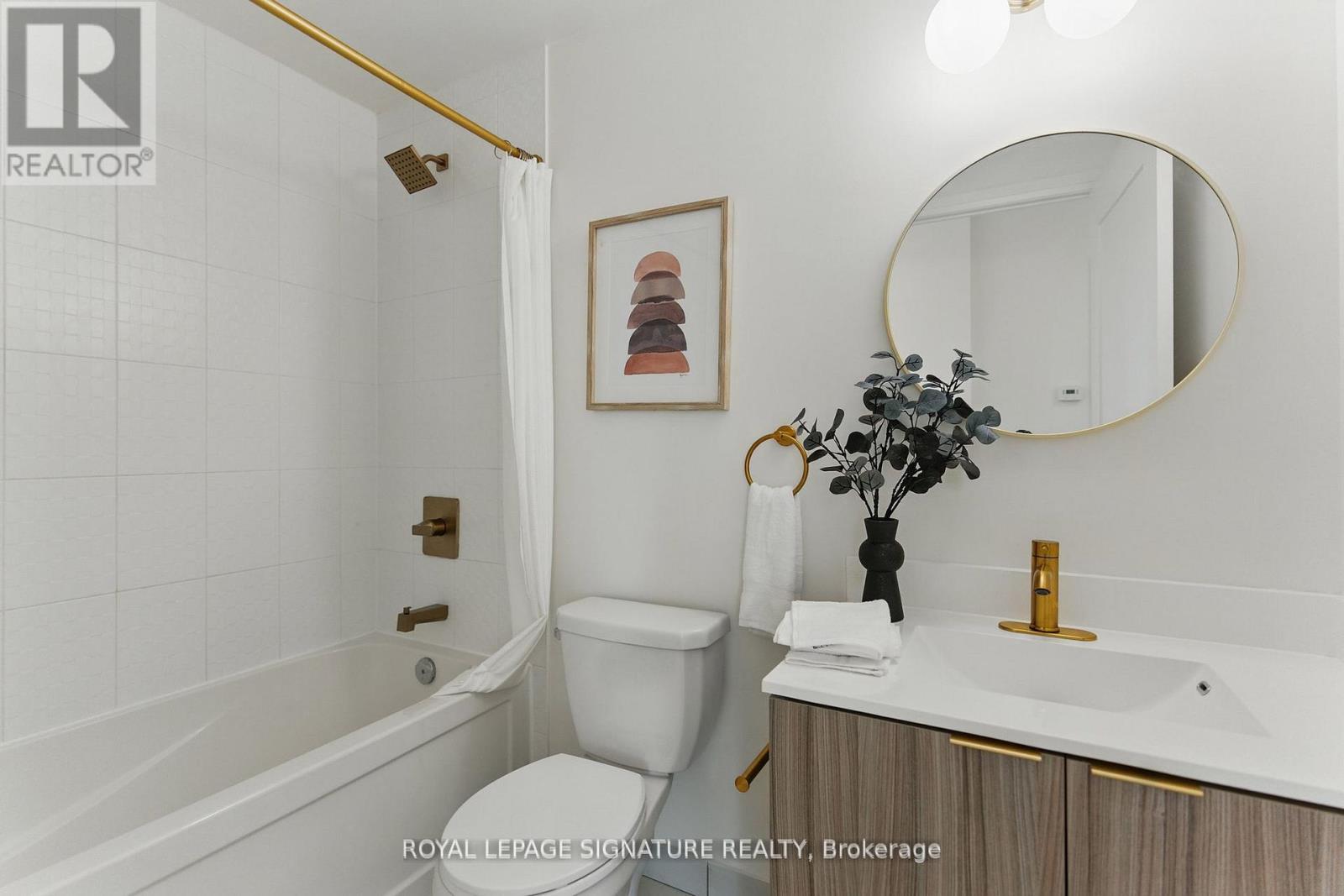 4104 - 56 Annie Craig Drive, Toronto, Ontario  M8V 0C5 - Photo 13 - W12213415