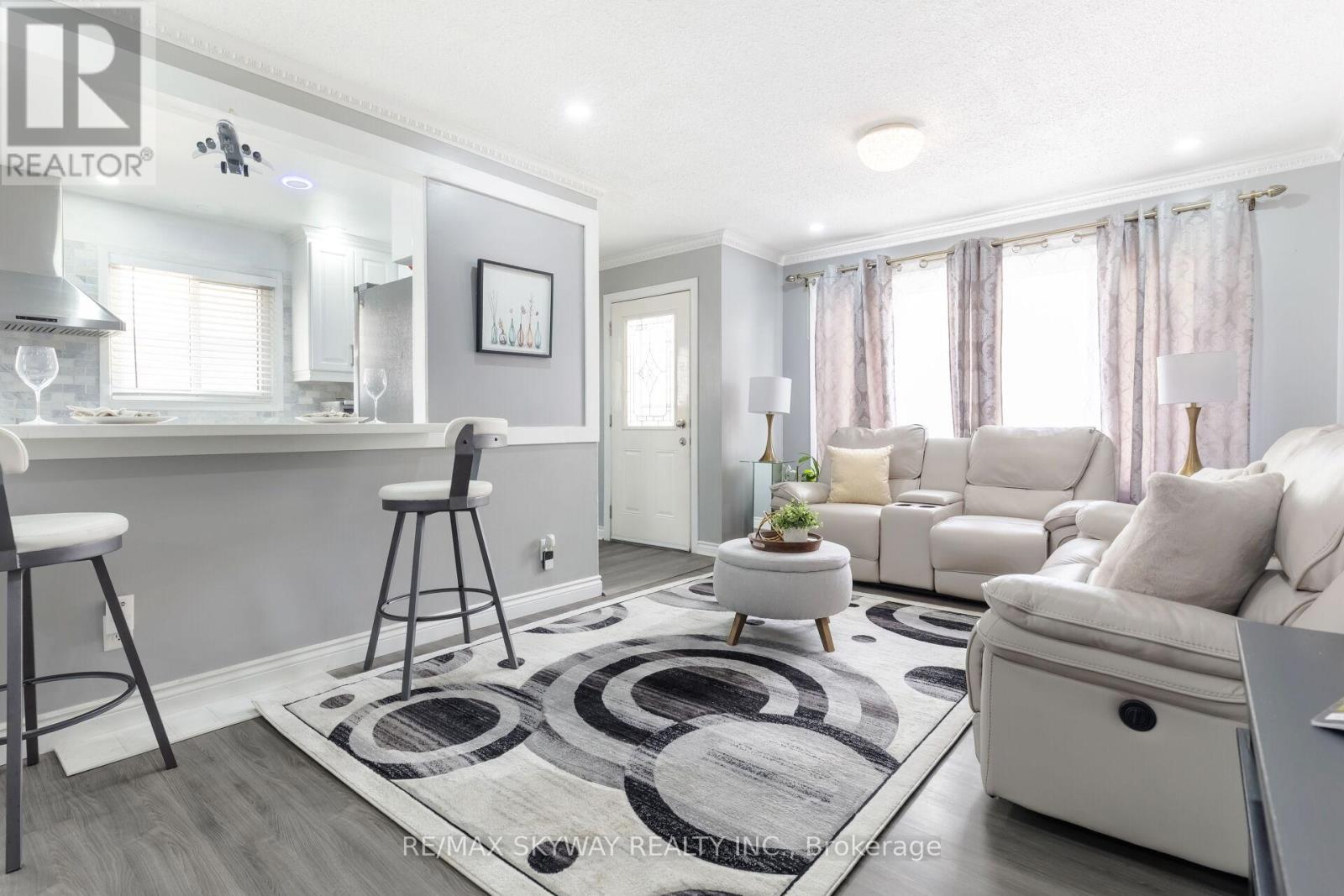 144 Archdekin Drive, Brampton, Ontario  L6V 1Y7 - Photo 7 - W12213460