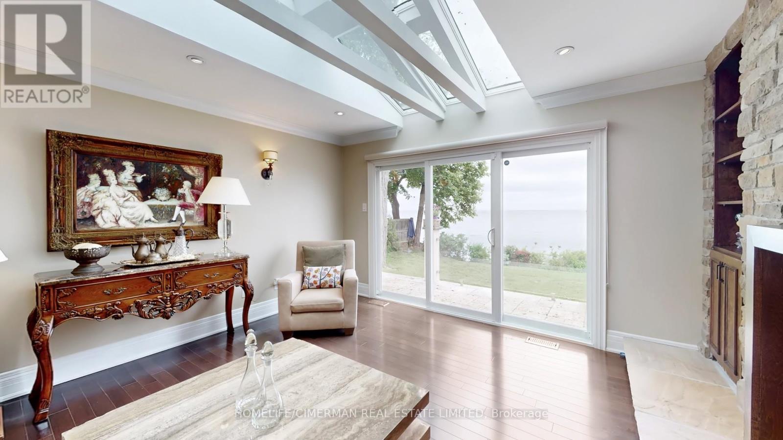 3346 Lakeshore Road W, Oakville, Ontario  L6L 6S6 - Photo 24 - W12213506