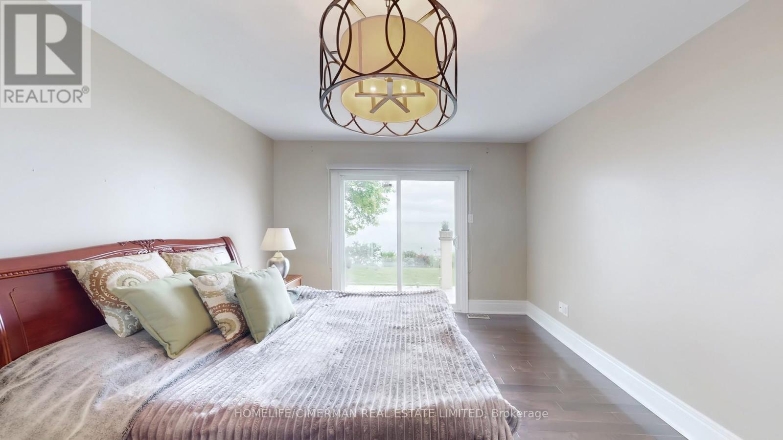 3346 Lakeshore Road W, Oakville, Ontario  L6L 6S6 - Photo 29 - W12213506
