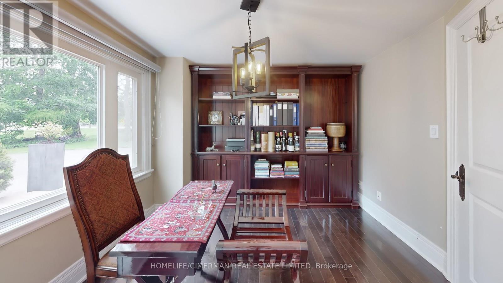 3346 Lakeshore Road W, Oakville, Ontario  L6L 6S6 - Photo 31 - W12213506