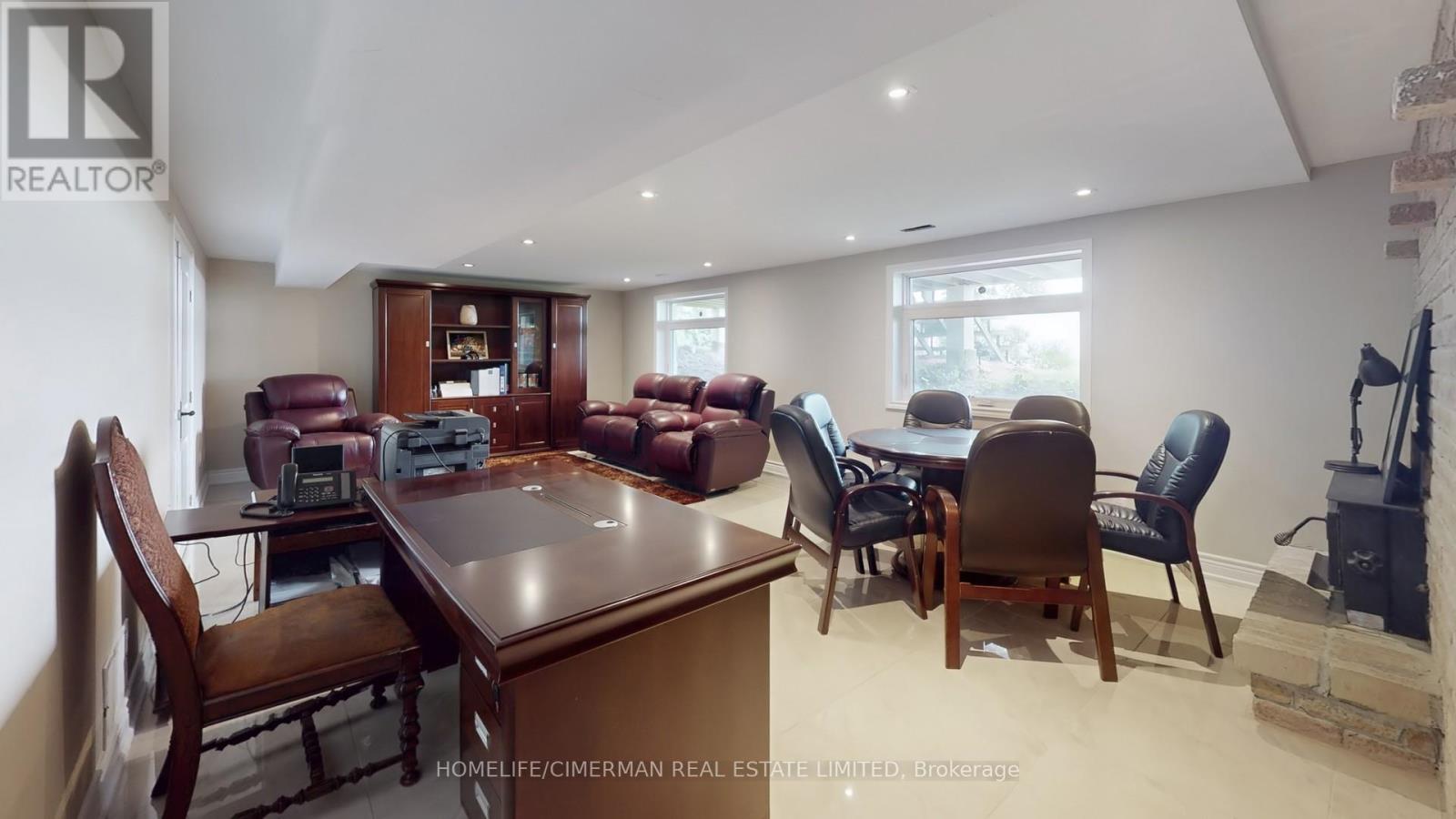 3346 Lakeshore Road W, Oakville, Ontario  L6L 6S6 - Photo 41 - W12213506