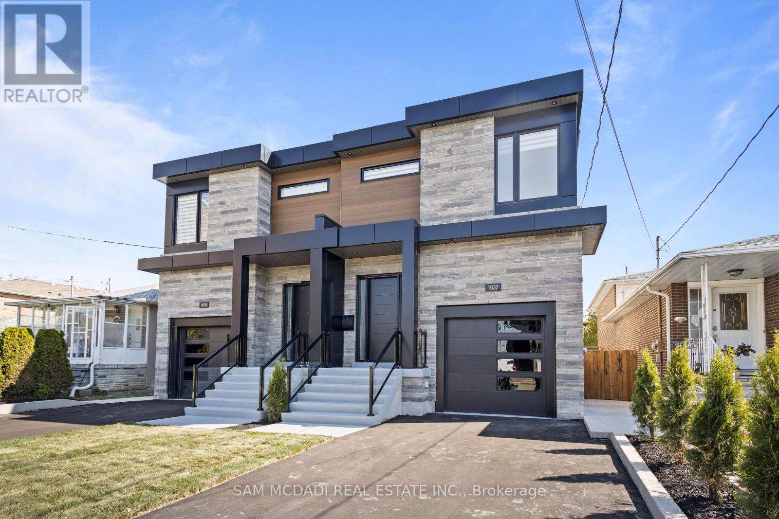 Property at 1037 CAVEN STREET image 2