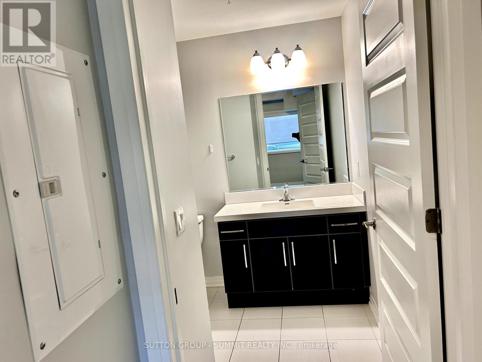 236 - 1105 Leger Way, Milton, Ontario  L9E 1K7 - Photo 8 - W12213568