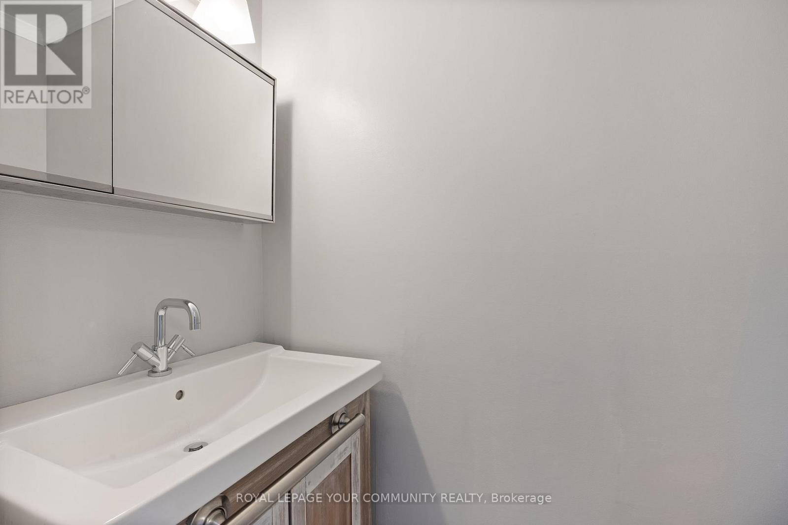39 - 1020 Central Park Drive, Brampton, Ontario  L6S 3J5 - Photo 14 - W12213712