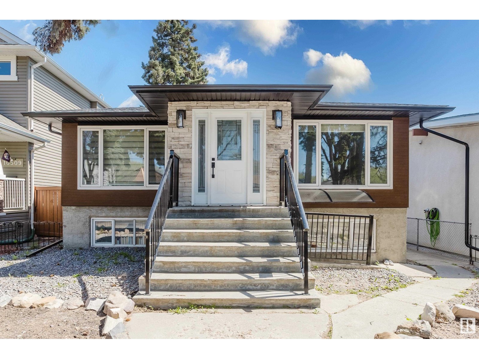 10505 76 St Nw, Edmonton, Alberta  T6A 3B2 - Photo 3 - E4441757