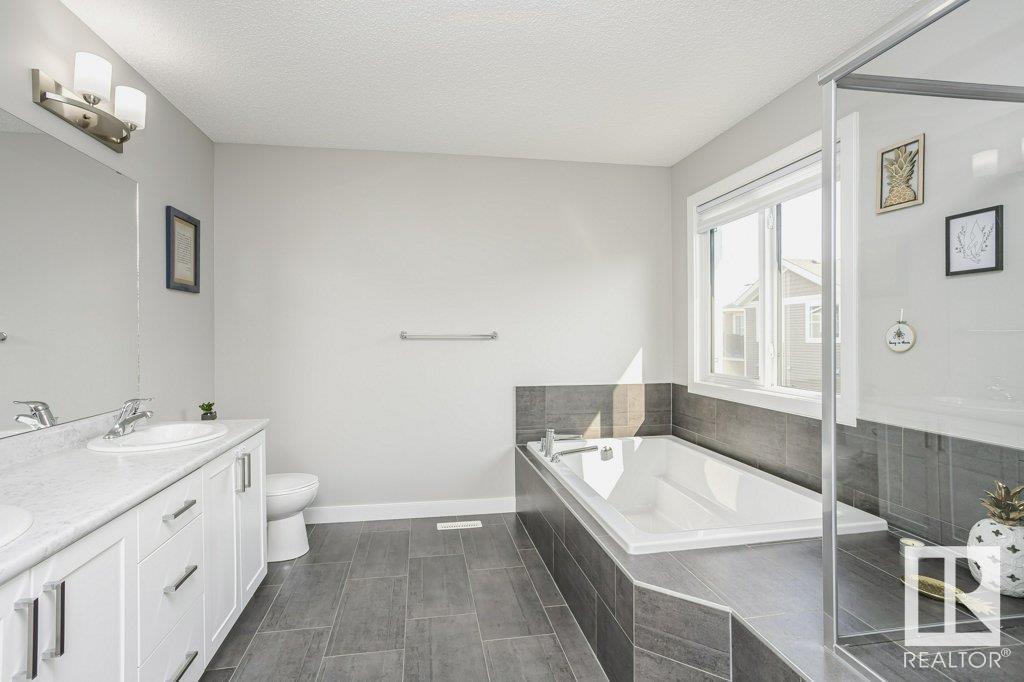 20104 18 Av Nw, Edmonton, Alberta  T6J 4T9 - Photo 26 - E4441759