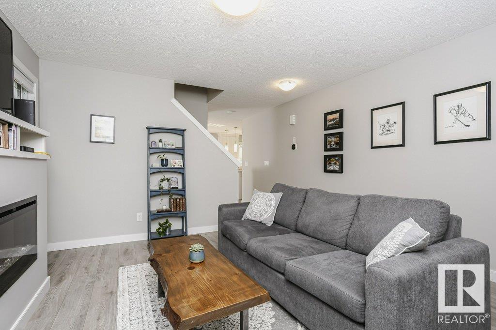 20104 18 Av Nw, Edmonton, Alberta  T6J 4T9 - Photo 7 - E4441759