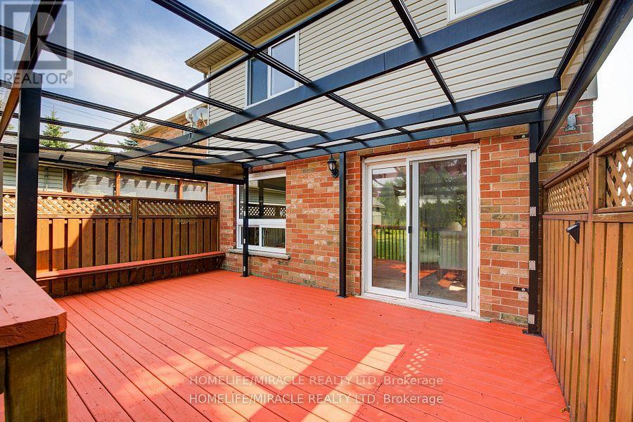 6 Resurrection Drive, Kitchener, Ontario  N2N 3C1 - Photo 37 - X12213310