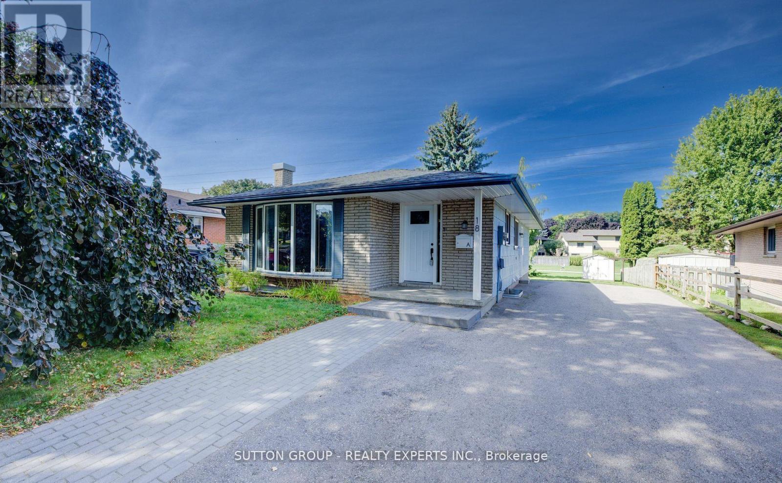 Bsmnt - 18 Jay Court, Kitchener, Ontario  N2E 1P8 - Photo 2 - X12213334