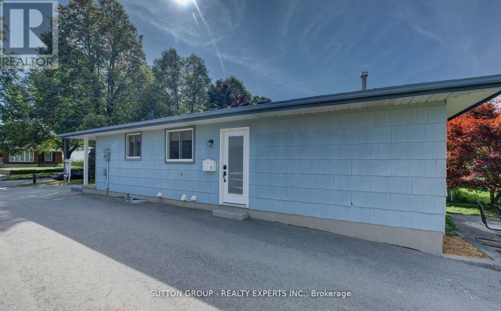 Bsmnt - 18 Jay Court, Kitchener, Ontario  N2E 1P8 - Photo 3 - X12213334