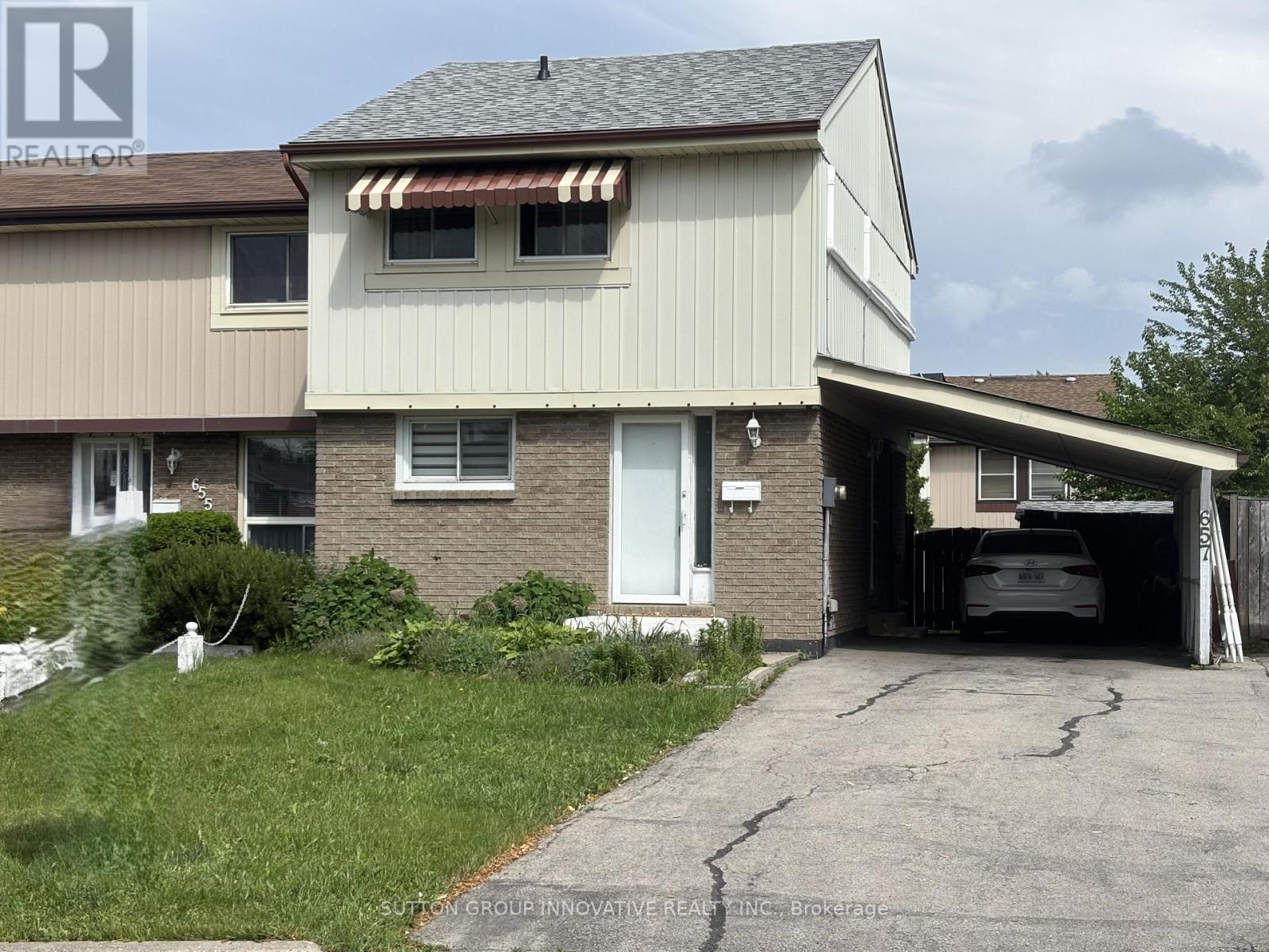 657 Upper Wentworth Street, Hamilton (Burkholme), Ontario  L9A 4V4 - Photo 2 - X12213343