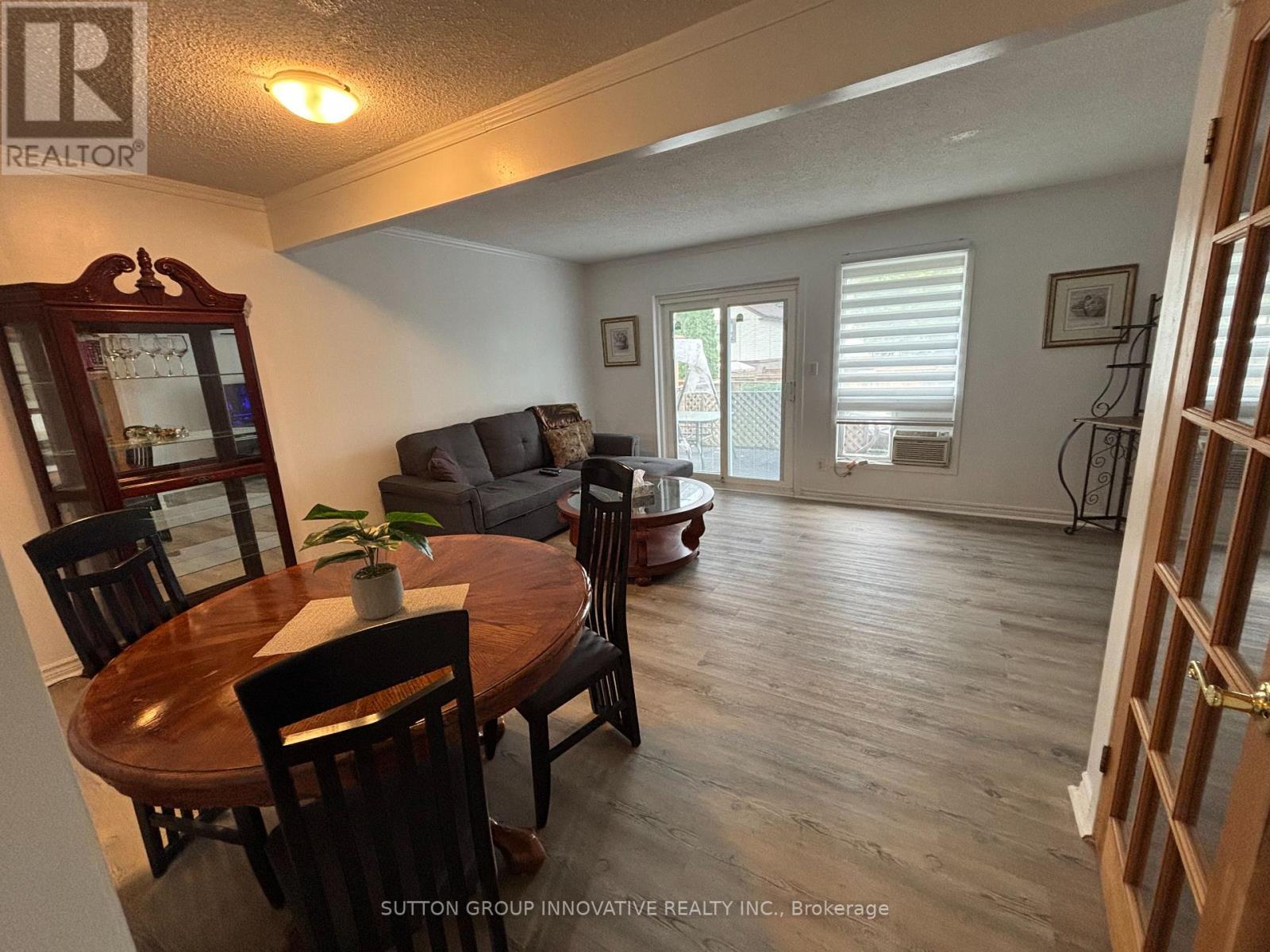 657 Upper Wentworth Street, Hamilton (Burkholme), Ontario  L9A 4V4 - Photo 22 - X12213343