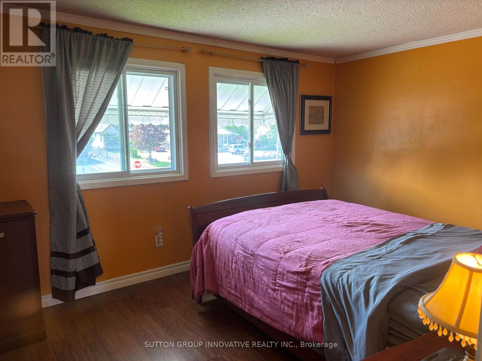 657 Upper Wentworth Street, Hamilton (Burkholme), Ontario  L9A 4V4 - Photo 27 - X12213343