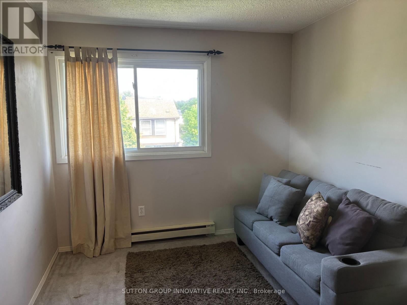 657 Upper Wentworth Street, Hamilton (Burkholme), Ontario  L9A 4V4 - Photo 31 - X12213343