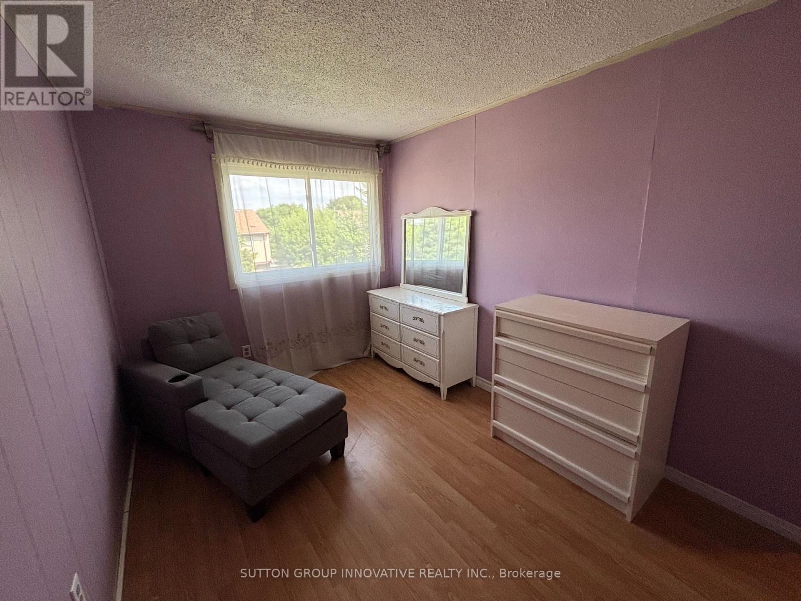 657 Upper Wentworth Street, Hamilton (Burkholme), Ontario  L9A 4V4 - Photo 33 - X12213343