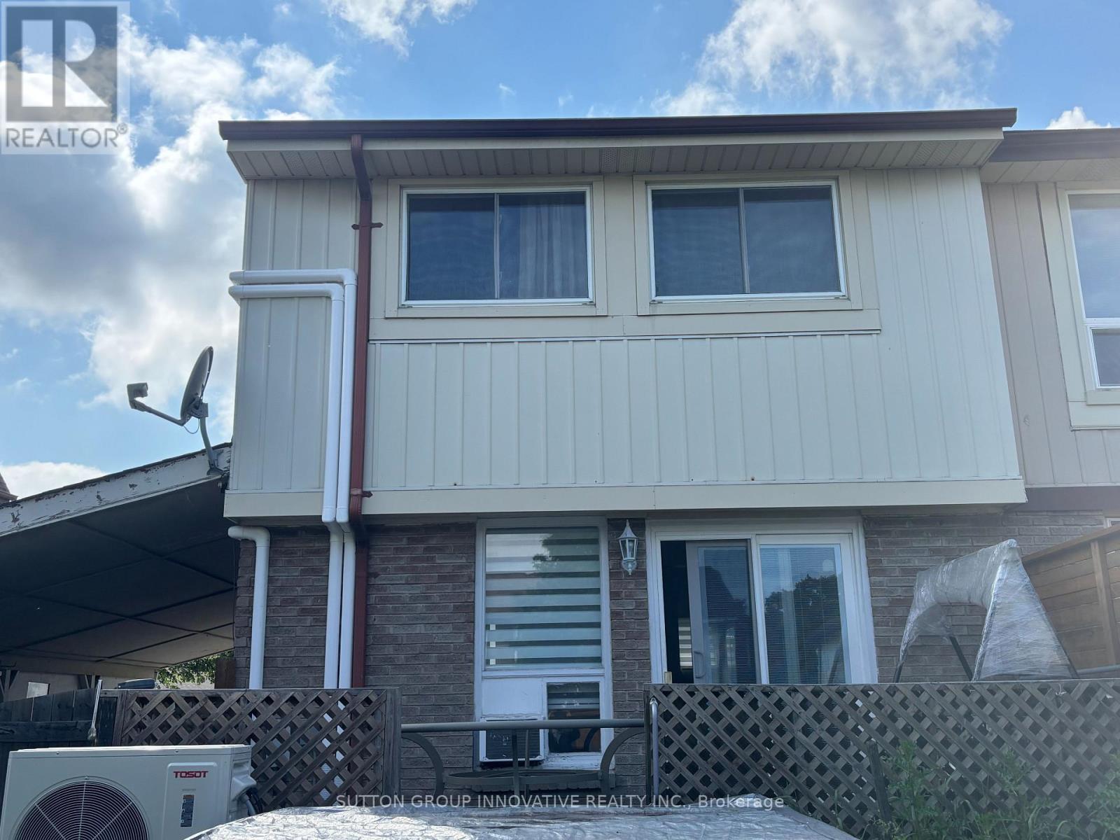 657 Upper Wentworth Street, Hamilton (Burkholme), Ontario  L9A 4V4 - Photo 42 - X12213343