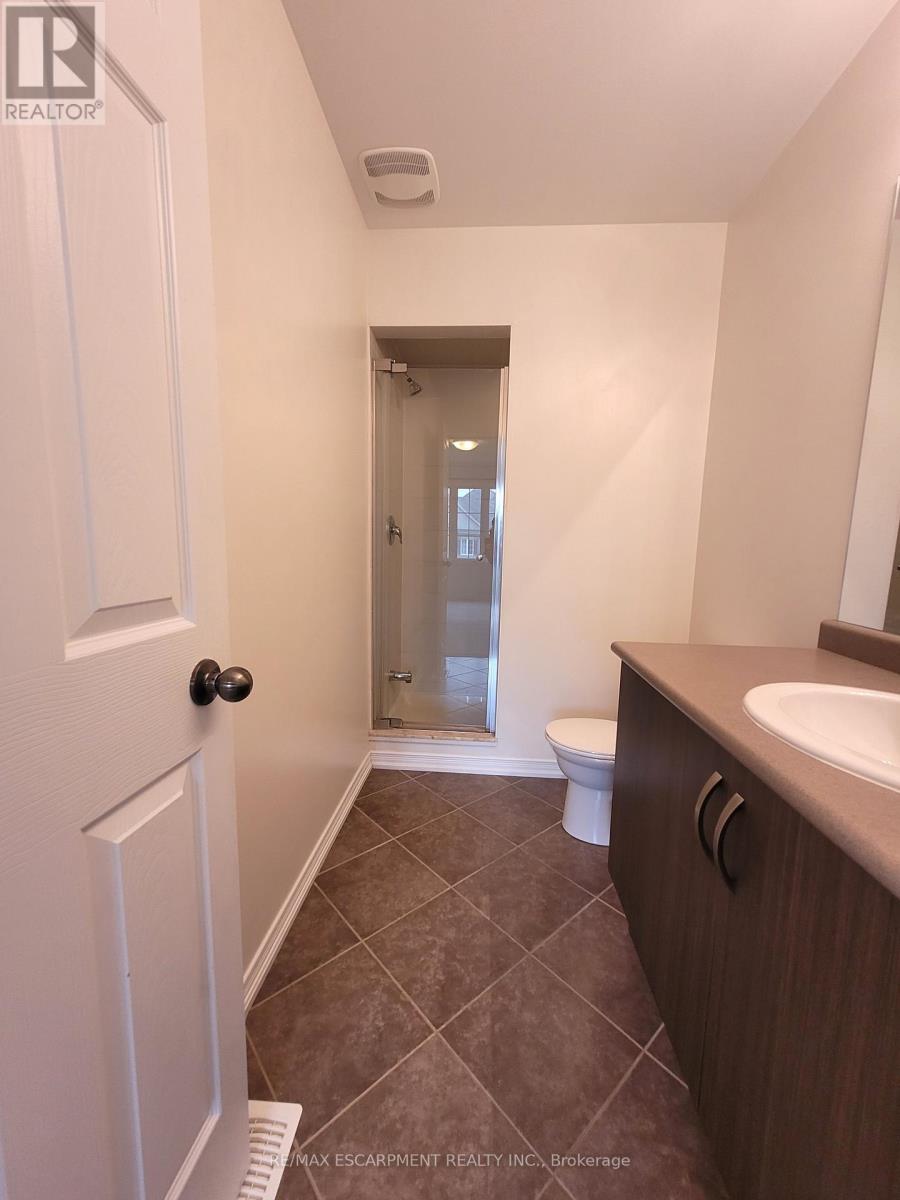 91 English Lane, Brantford, Ontario  N3T 0G9 - Photo 17 - X12213377