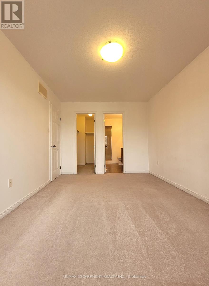 91 English Lane, Brantford, Ontario  N3T 0G9 - Photo 20 - X12213377