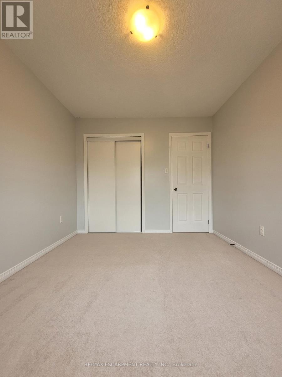 91 English Lane, Brantford, Ontario  N3T 0G9 - Photo 21 - X12213377