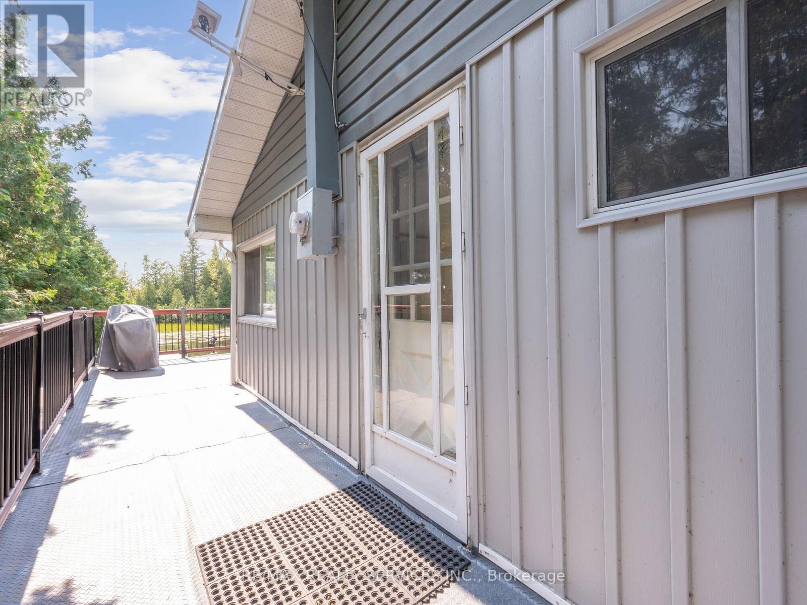 183 Mcguire Beach Road, Kawartha Lakes, Ontario  K0M 2B0 - Photo 16 - X12213379