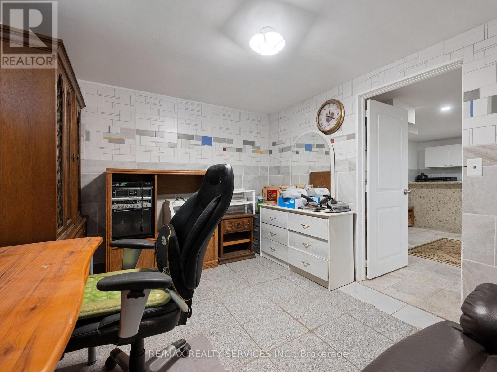 183 Mcguire Beach Road, Kawartha Lakes, Ontario  K0M 2B0 - Photo 31 - X12213379