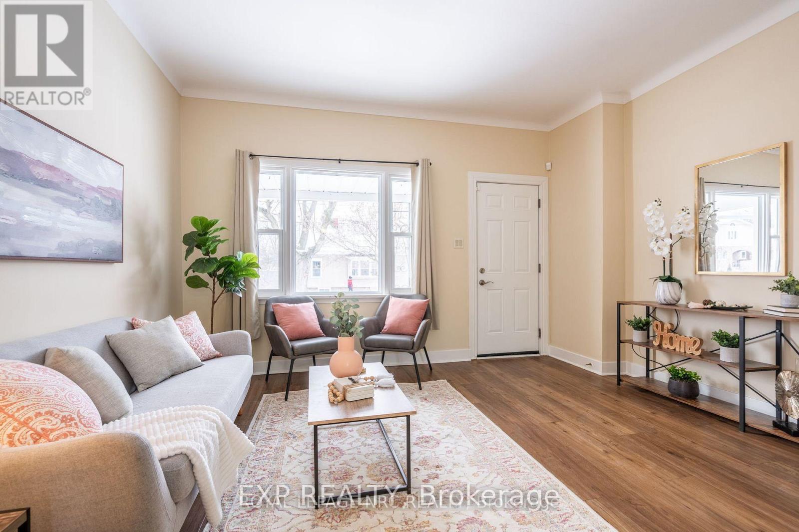 30 Wiley Street, St. Catharines, Ontario  L2R 4E7 - Photo 2 - X12213448