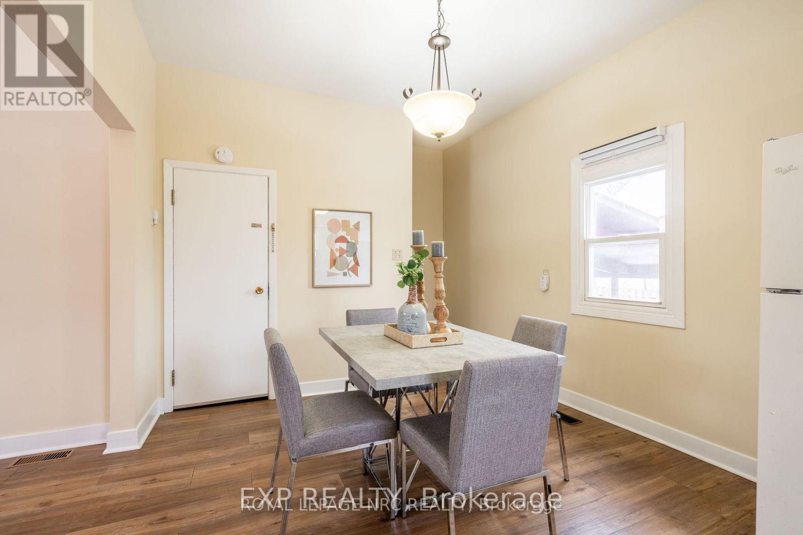 30 Wiley Street, St. Catharines, Ontario  L2R 4E7 - Photo 9 - X12213448
