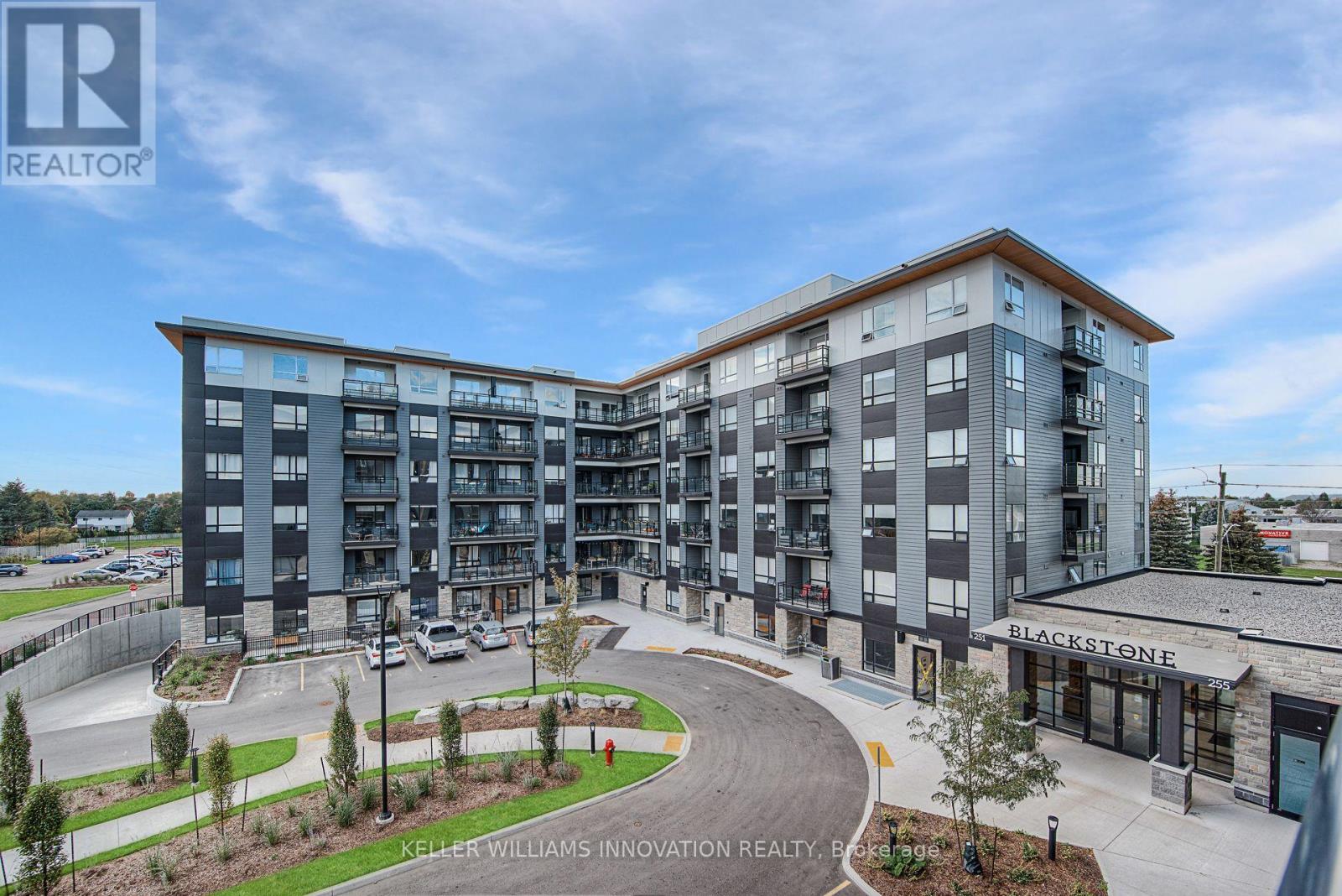 303 - 255 NORTHFILED DRIVE E, Waterloo, Ontario