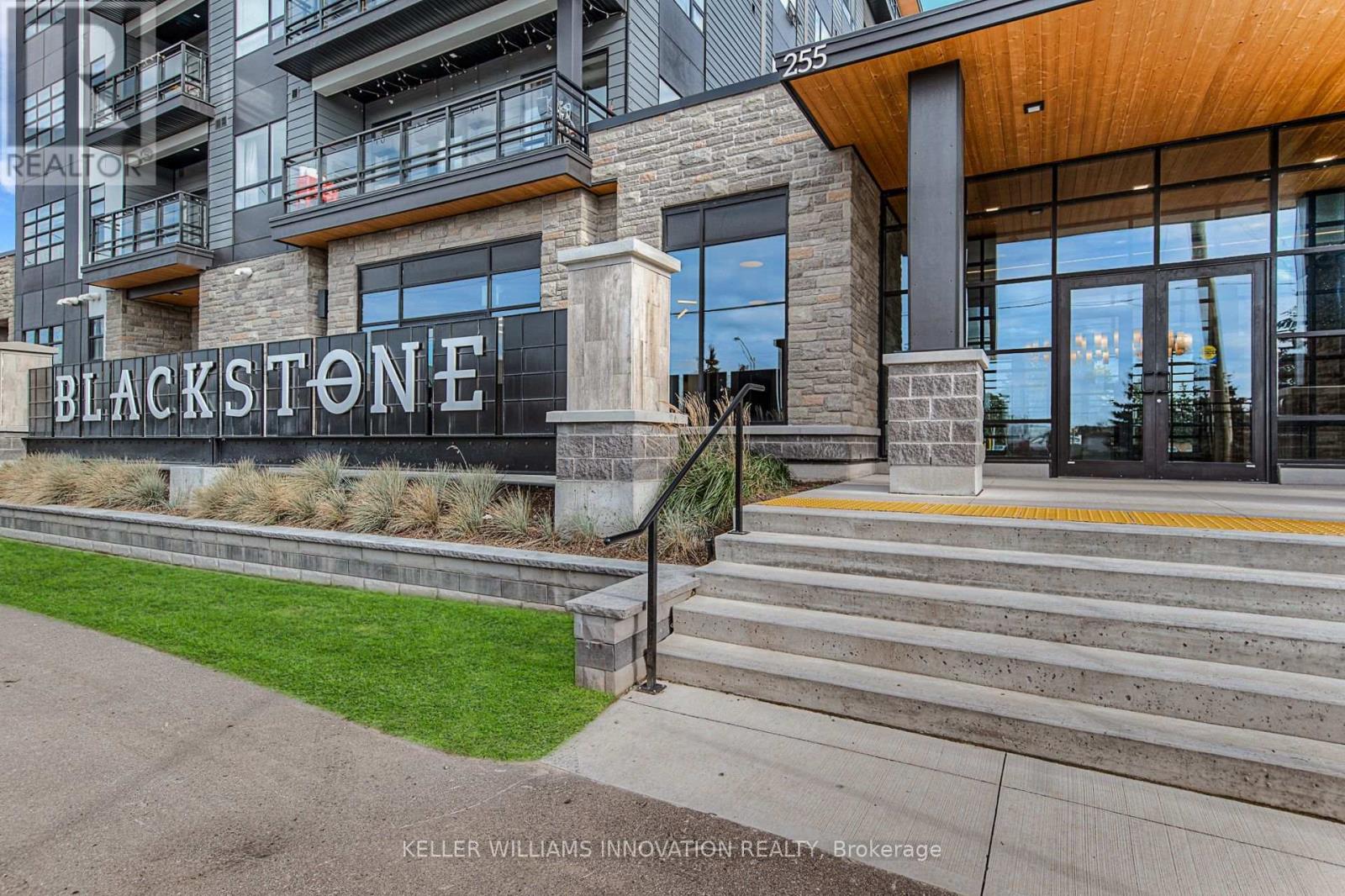 303 - 255 Northfiled Drive E, Waterloo, Ontario  N2K 0G5 - Photo 2 - X12213498