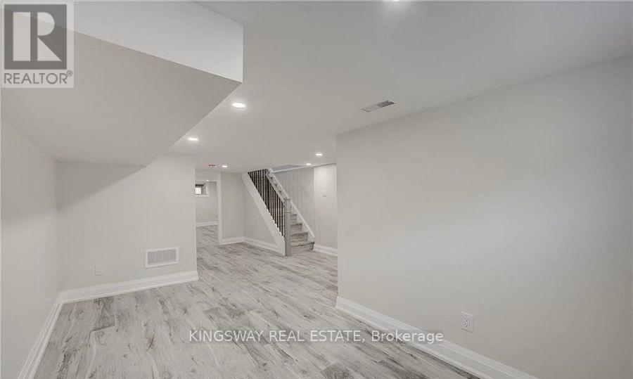42 Madison Avenue, Hamilton, Ontario  L8L 5Y4 - Photo 19 - X12213509