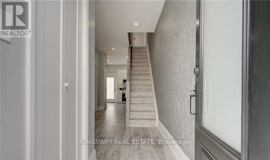 42 Madison Avenue, Hamilton, Ontario  L8L 5Y4 - Photo 3 - X12213509