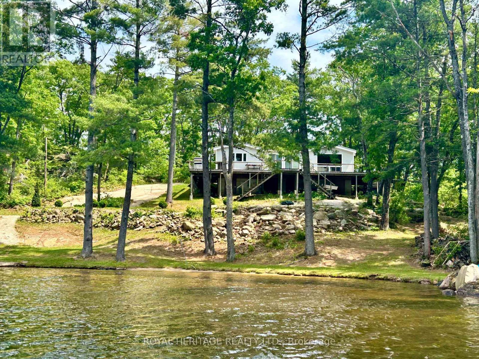 385 Island 38, Havelock-Belmont-Methuen, Ontario  K0L 2H0 - Photo 2 - X12213531