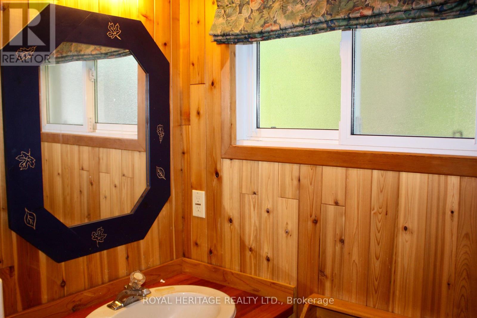 385 Island 38, Havelock-Belmont-Methuen, Ontario  K0L 2H0 - Photo 21 - X12213531