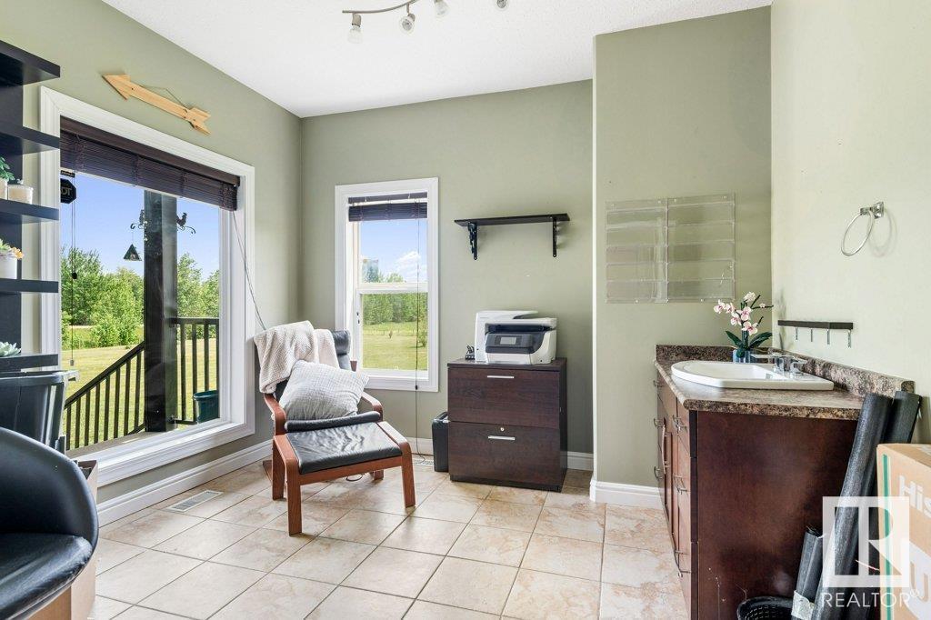 110, 51022 Range Road 221, Rural Strathcona County, Alberta  T8E 1G8 - Photo 11 - E4441760