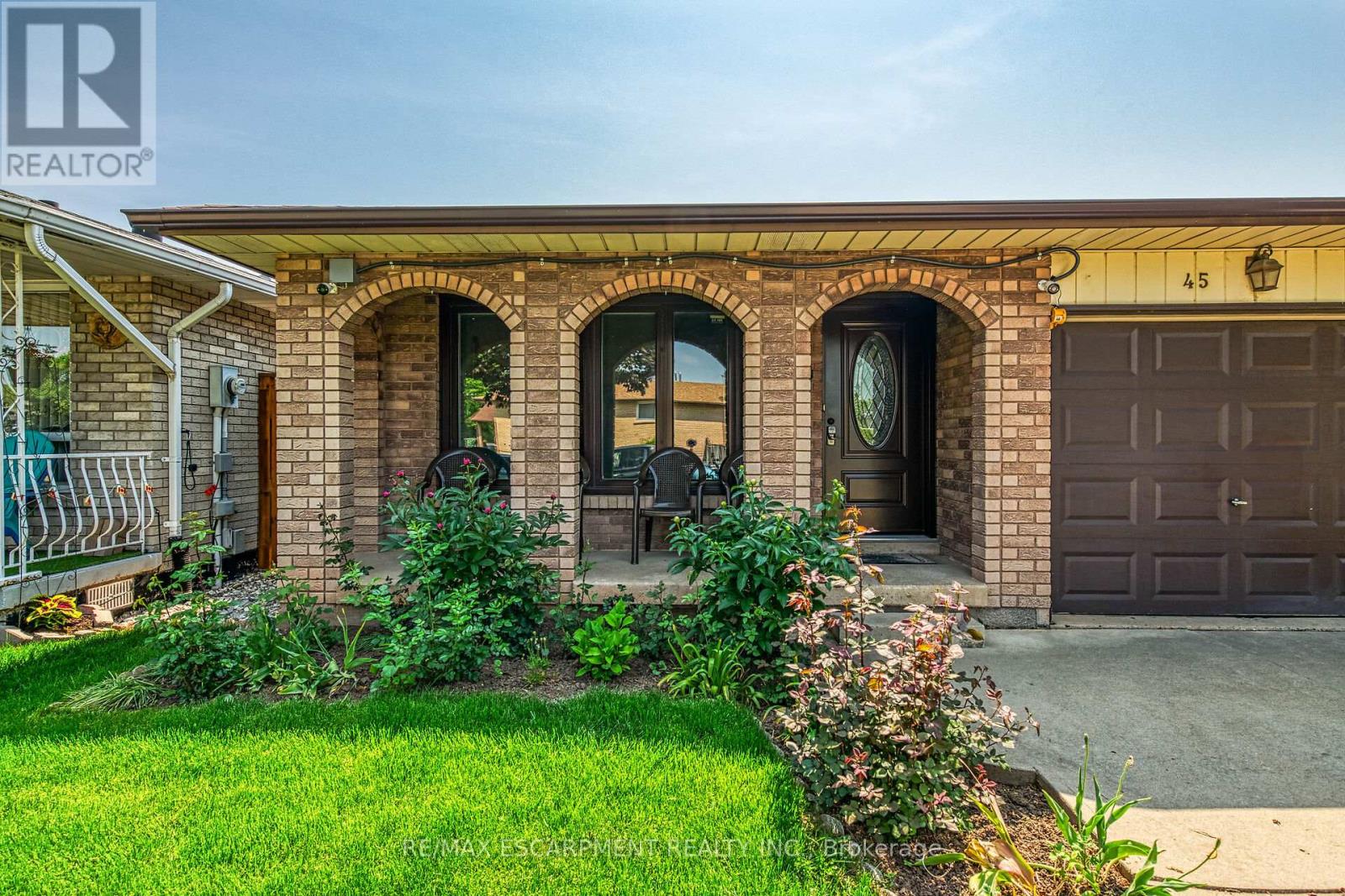 45 Juniper Drive, Hamilton, Ontario  L8E 4C7 - Photo 2 - X12213693