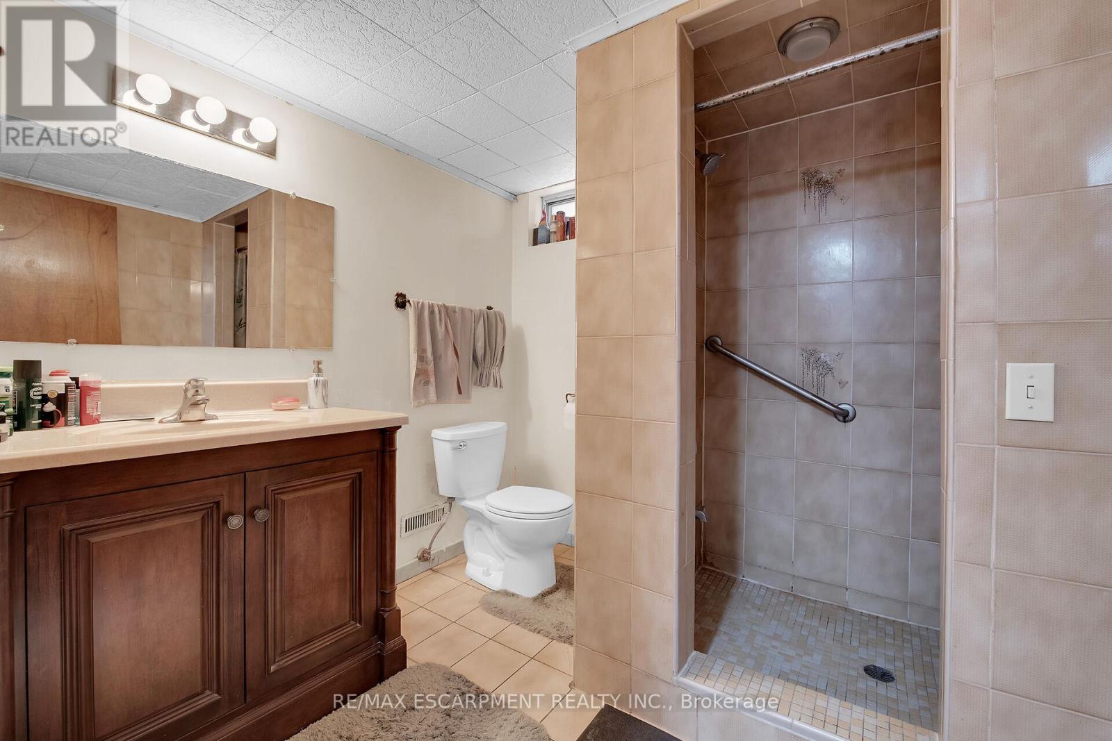 45 Juniper Drive, Hamilton, Ontario  L8E 4C7 - Photo 33 - X12213693