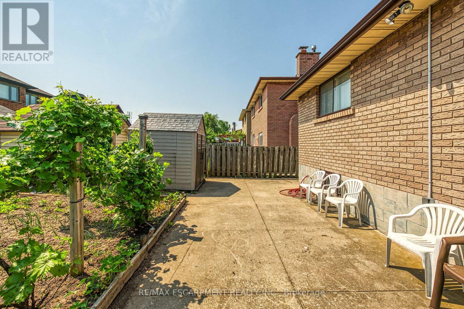 45 Juniper Drive, Hamilton, Ontario  L8E 4C7 - Photo 38 - X12213693