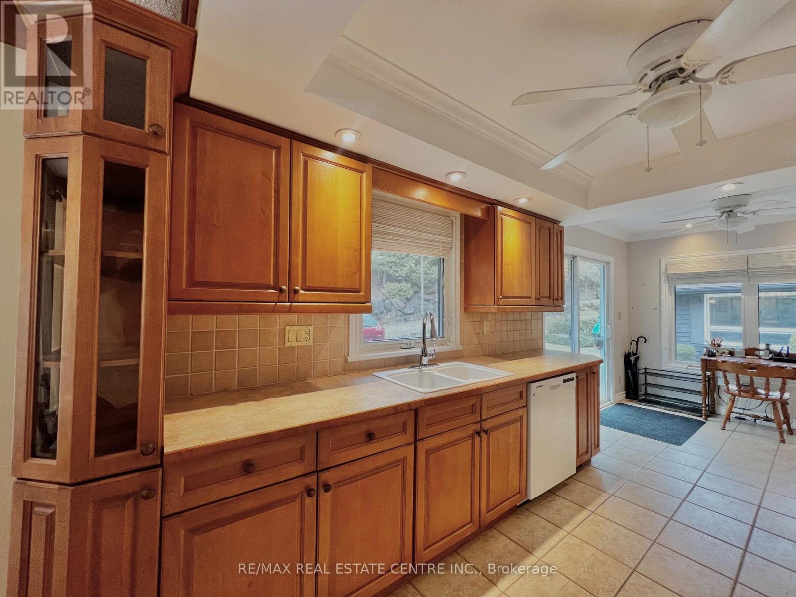 677303 Centre Road, Mulmur, Ontario  L9V 0E5 - Photo 13 - X12213702