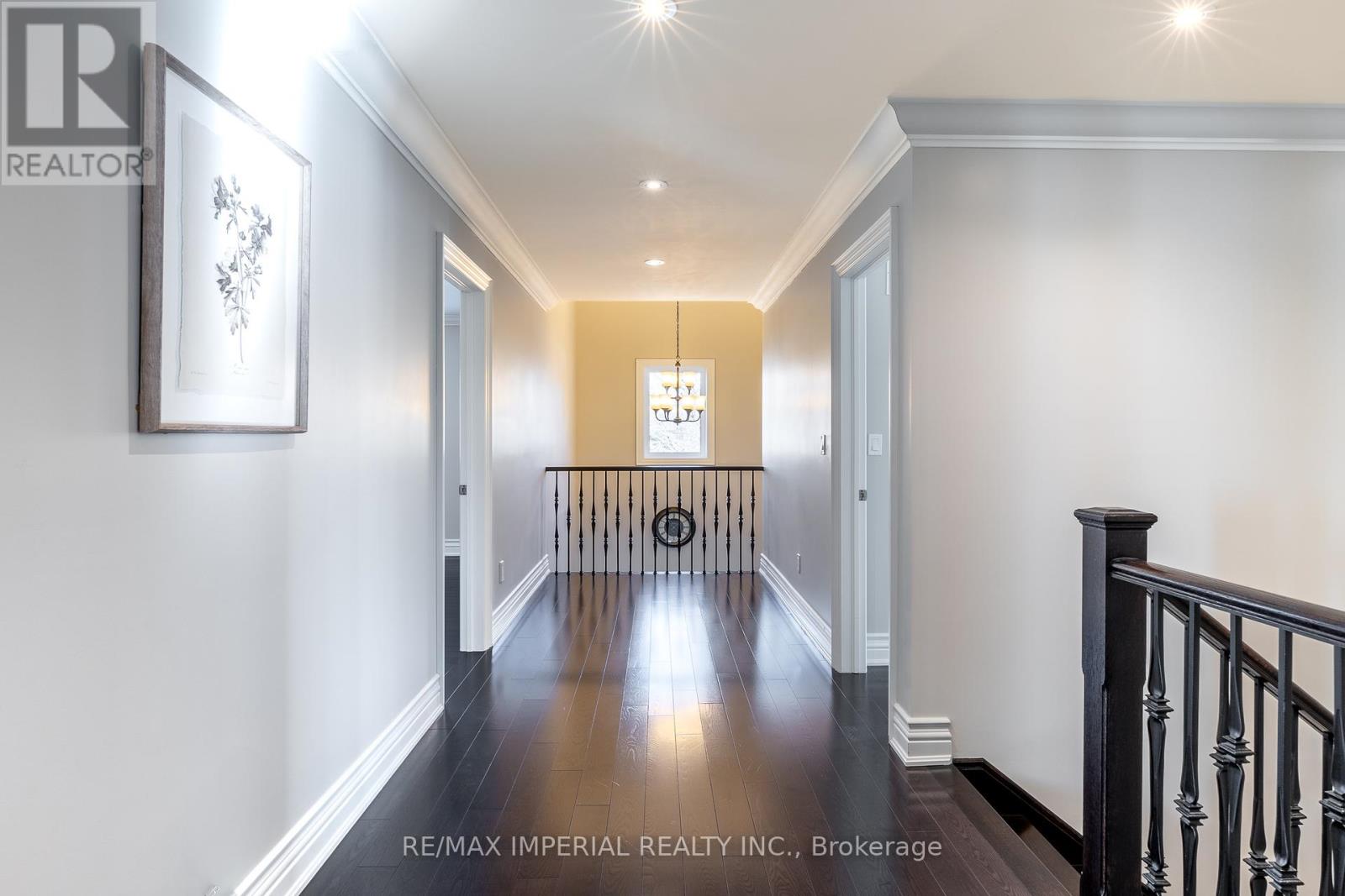 418 Queen Mary Drive Sw, Oakville, Ontario  L6K 3M1 - Photo 17 - W12158273