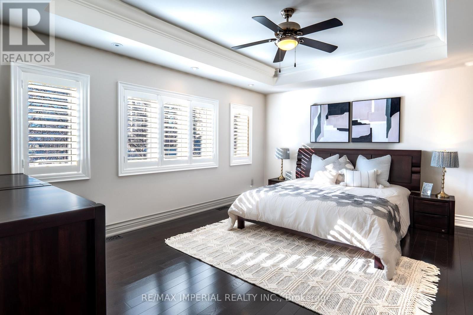 418 Queen Mary Drive Sw, Oakville, Ontario  L6K 3M1 - Photo 18 - W12158273