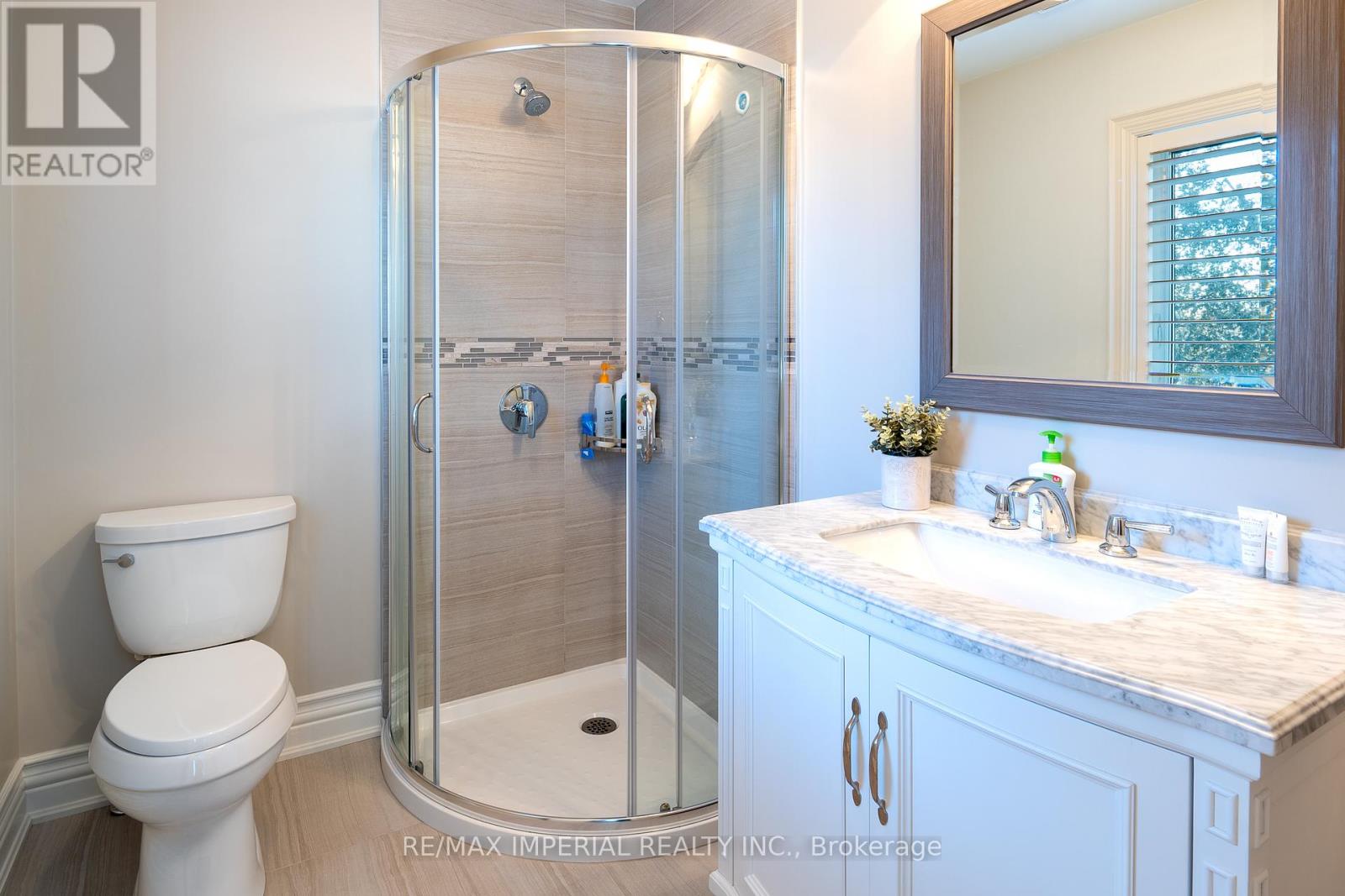 418 Queen Mary Drive Sw, Oakville, Ontario  L6K 3M1 - Photo 27 - W12158273