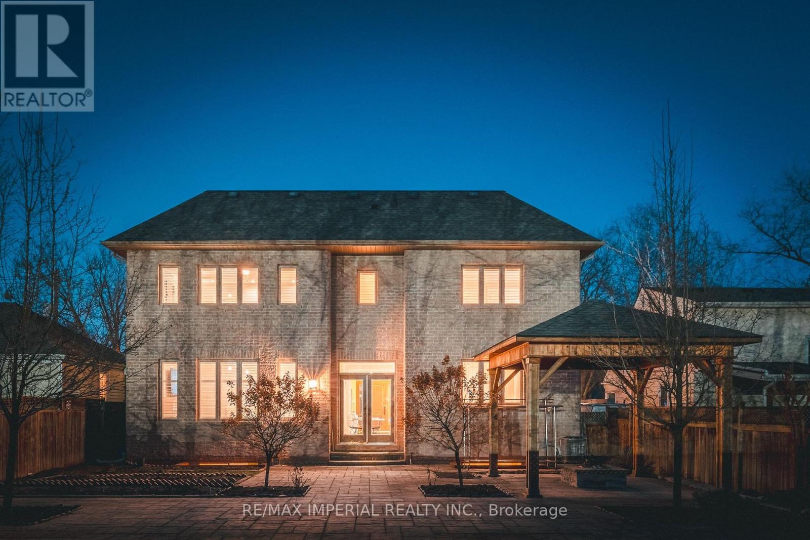 418 Queen Mary Drive Sw, Oakville, Ontario  L6K 3M1 - Photo 35 - W12158273